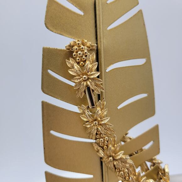 Sarah Coventry Flowers Chain Bracelet 8" Gold Tone Textured Fashion Jewelry - Picture 7 of 12